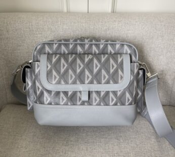 Hit The Road Messenger Bag Gray CD Diamond Canvas