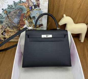 Kelly 28 Togo Black Silver Buckle