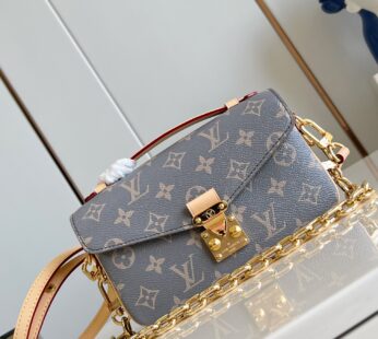 Pochette Métis East West Other Monogram Canvas Trianon Gray Bag