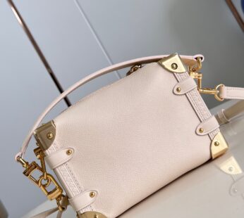 Side Trunk PM H27 Chalk Shoulder Bag